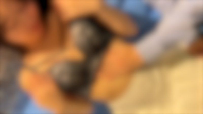 【无・顔出し3日间限定70%OFF！！】普段おとなしい清楚系ビッチちゃんを3pで好き放题して、すぐイッちゃう雑鱼マンにちんちんを忘れられないようにしました。