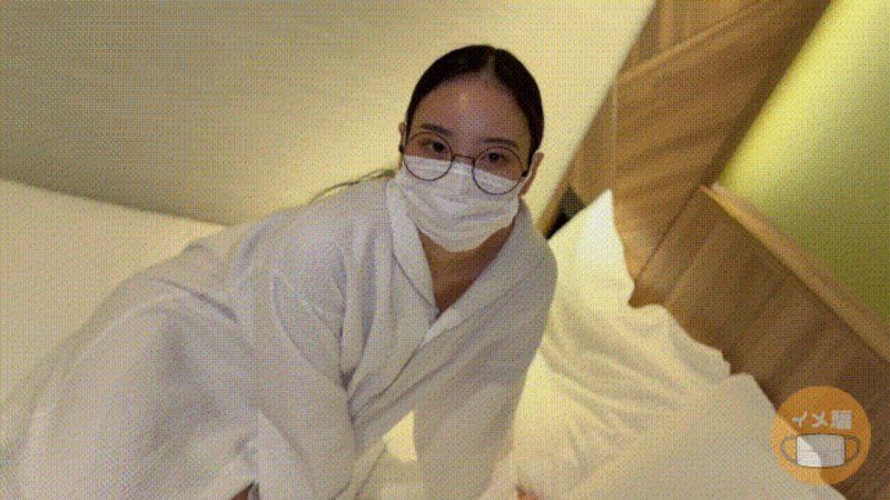 我得到了在書店工作的女大學生的屁眼 IMEDAMAFC2