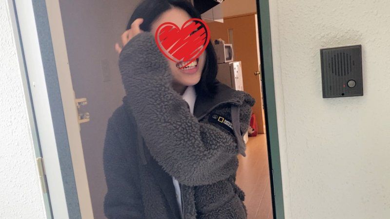 自宅访问でのハメ撮り再会♡午后オフで仕事着のままノーブラ待机！マンション下の驻轮场で露出フェラ＆着衣ハメでいちゃいちゃSEX♡