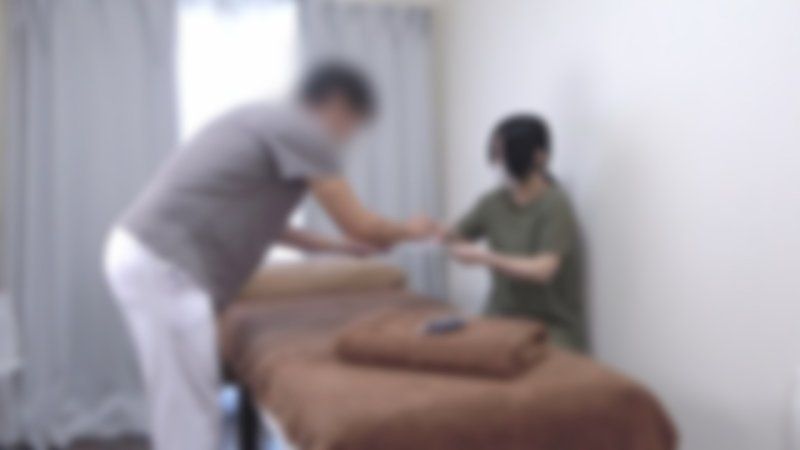 ♡10/15日前半價！【無/生內射】為極品柔嫩肌膚OL小姐,用新導入的按摩器具提供週末的獎勵。以專業技術×最新器具帶來融化般的快感,生（無套）內射＋外射共２發！