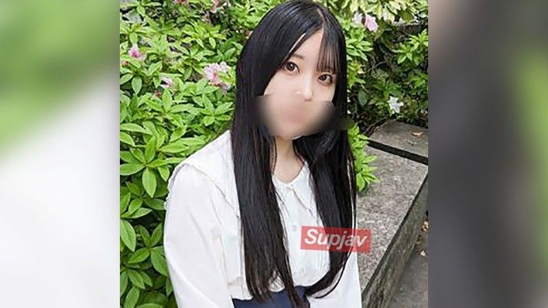 19岁偶像候补生小樱，还没成熟就用大鸡巴接受了第一次性教育。